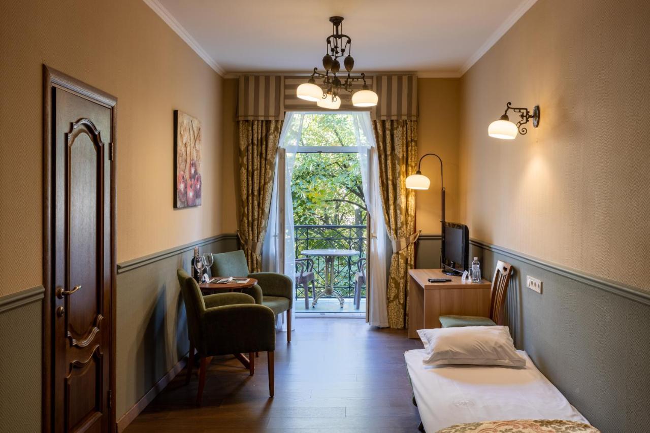 Frapolli Hotel On Deribasivska Street Oděsa Exteriér fotografie