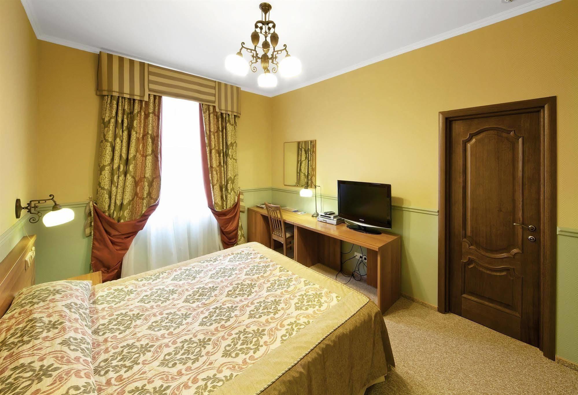 Frapolli Hotel On Deribasivska Street Oděsa Exteriér fotografie